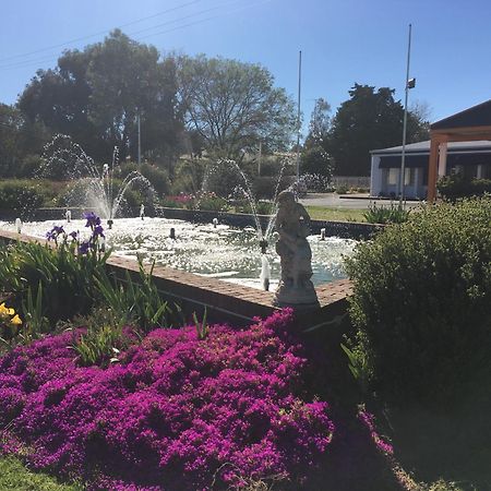 Byer Fountain Motor Inn Holbrook Buitenkant foto